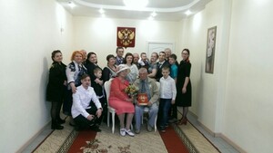 Золотых юбиляров поздравили в Саяногорске