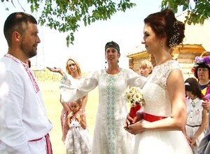 Этнокультурный комплекс «Ымай» Саяногорска встречает гостей свадебными обрядами