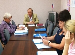 В ТИКе Саяногорска завершился прием документов от выдвиженцев в ГорСовет