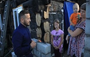 Предприниматель из Саяногорска помог семье погорельцев