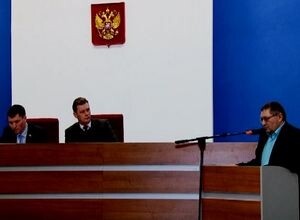 Депутаты Саяногорска обсудили инвестпроекты, майнский коллектор и грейдирование