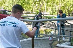 РУСАЛ провел в Саяногорске волонтерский квест «Город друзей»