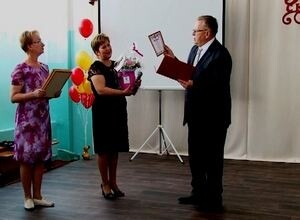 1 школа Саяногорска отметила 50-летний юбилей