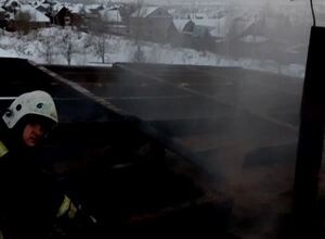 В Саяногорске при пожаре погиб человек