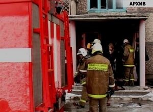 Саяногорские пожарные спасли пятерых человек из многоэтажки
