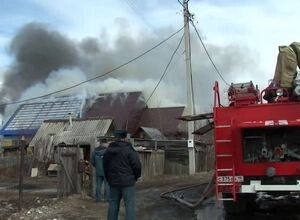 В Саяногорске горел частный дом