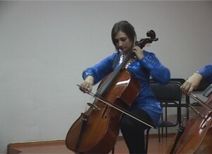 Саяногорская виолончелистка представит наш город в Москве