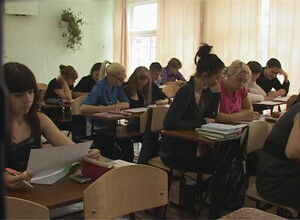 Сегодня выпускники российских школ сдают ЕГЭ по математике