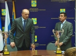 Глава муниципалитета наградил саяногорских спортсменов