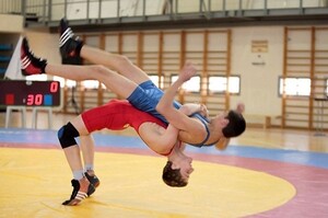 Три медали Первенства Сибири по греко-римской борьбе у Хакасии