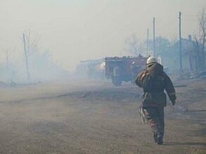 В результате пожаров в Хакасии сгорело 900 домов