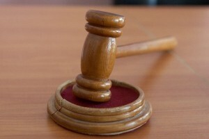 Житель Хакасии пойдет под суд за убийство сожителя сестры