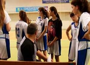 Баскетболистки школы №5 победили на турнире памяти С. Гантимурова