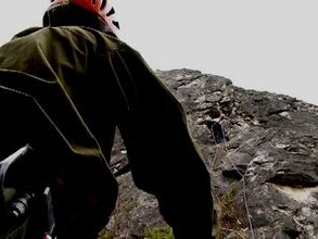 В Саяногорске каждый взрослый может стать скалолазом