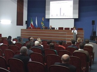 Саяногорских бизнесменов научат исполнять госзаказы