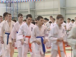 Открытое Первенство Алтайского края по каратэ принесло команде Саяногорска сразу несколько наград