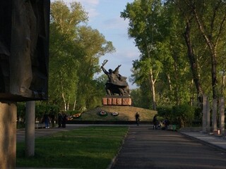 Парки и зоны отдыха Хакасии проверяют на наличие клещей