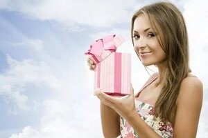 Саяногорск Инфо - Что выбрать в подарок для девушки - gift2.jpg
