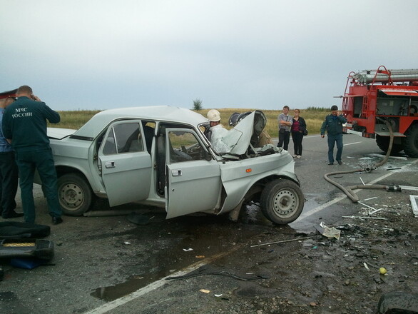 авария на трассе абакан саяногорск 14. авария в саяногорске 31. дтп саяногорск-черемушки. происшествия в черемушках хакасия. дтп саяногорск сегодняшнее.