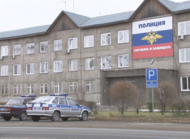 В Саяногорске отдел по вопросам миграции провел акцию «Госуслуги – проще, чем кажется!»
