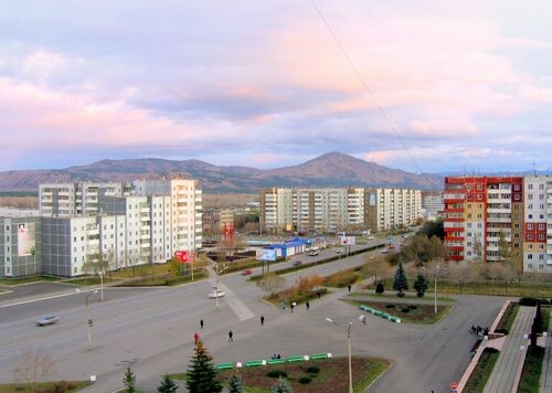 В Саяногорске за долги отключат уличные фонари и светофоры