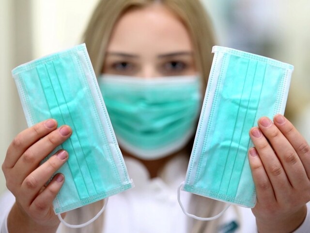 Жительницу Черемушек могут оштрафовать за нежелание надеть маску