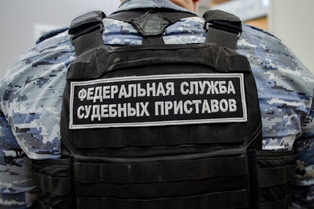 В Абакане судебные приставы помогли мужчине вернуть зарплату