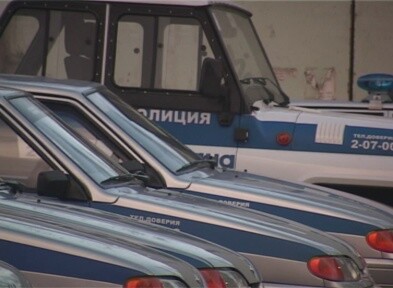 Саяногорский воришка поживился вином и свадебным платьем