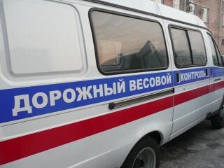 Тяжеловесы навредили дорогам Хакасии почти на миллион рублей