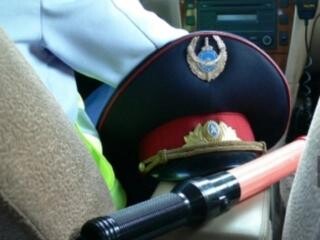 В Хакасии мужчина притворялся, что ему плохо, а потом ударил полицейского