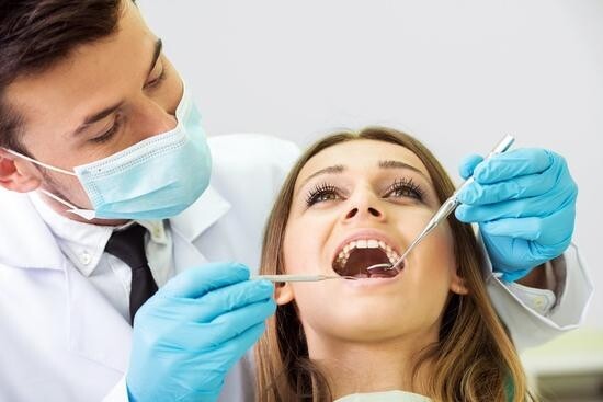 Саяногорск Инфо - Стоматологическая клиника АЛЬБАДЕНТ. Богатый перечень оказываемых услуг для здоровья зубов - dentist.jpg