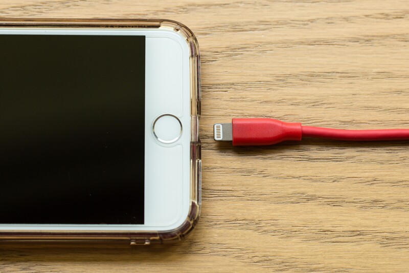 Саяногорск Инфо - Как правильно откалибровать батарею на айфон? - iphone.jpg