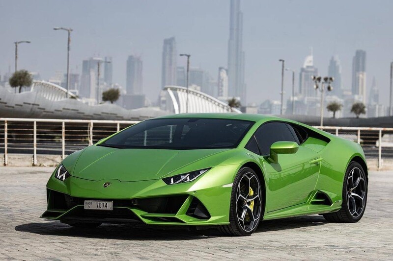 Саяногорск Инфо - Аренда элитных автомобилей: категории, условия и особенности выбора - lamba.jpg