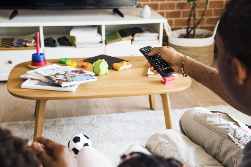 Саяногорск Инфо - Онлайн ТВ: современный способ просмотра телевидения - african-family-spending-time-together.jpg