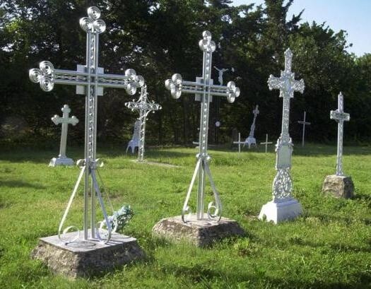 Саяногорск Инфо - Как выбрать крест на могилу? - stone.jpg