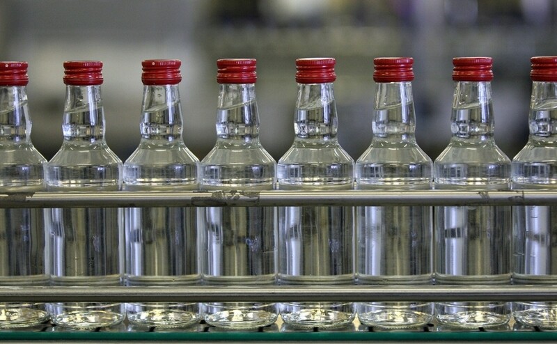 Саяногорск Инфо - Водка: определение, этапы создания, приготовление спирта, употребление - vodka.jpg
