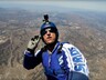 Американский скайдайвер-каскадер совершил удачный прыжок с высоты 7,6 километра без парашюта