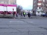 В Саяногорске проехавший на красный водитель сбил 17-летнюю девушку