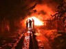 Из горящего частного дома в Абакане накануне спасли трех человек