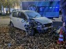 В Хакасии автомобиль с детьми врезался в дерево