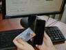 Абаканская школьница стала жертвой мошенников, пытаясь купить вещь через интернет