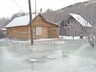 Дома жителей деревни Калы рискуют оказаться в ледяном плену