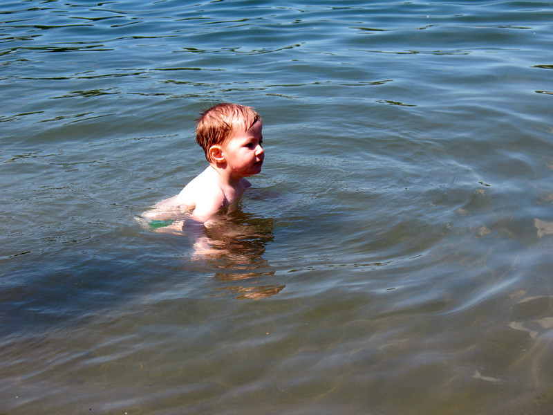 Отпуск2010 -Ну конечно плавать я не умею, но зато мама умеет фотографировать ))