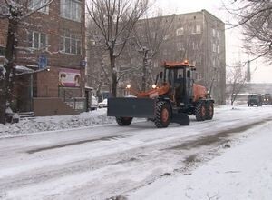 В Саяногорске вышел на работу новый грейдер