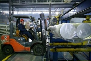 Руководство РУСАЛа, несмотря на кризис, поднимет зарплаты рабочим