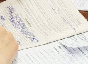 Горожане продолжают нарушать правила благоустройства в городе