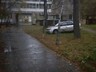 Автомобиль оставленный в лесопарке Черемушек вызвал подозрения у жителей поселка