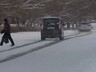 Саяногорск борется со снегом и гололедом