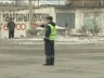 Госавтоинспекторы Саяногорска утро начали с раздачи детских удерживающих устройств