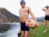 Члены клуба «СаянМорж» открыли купальный сезон